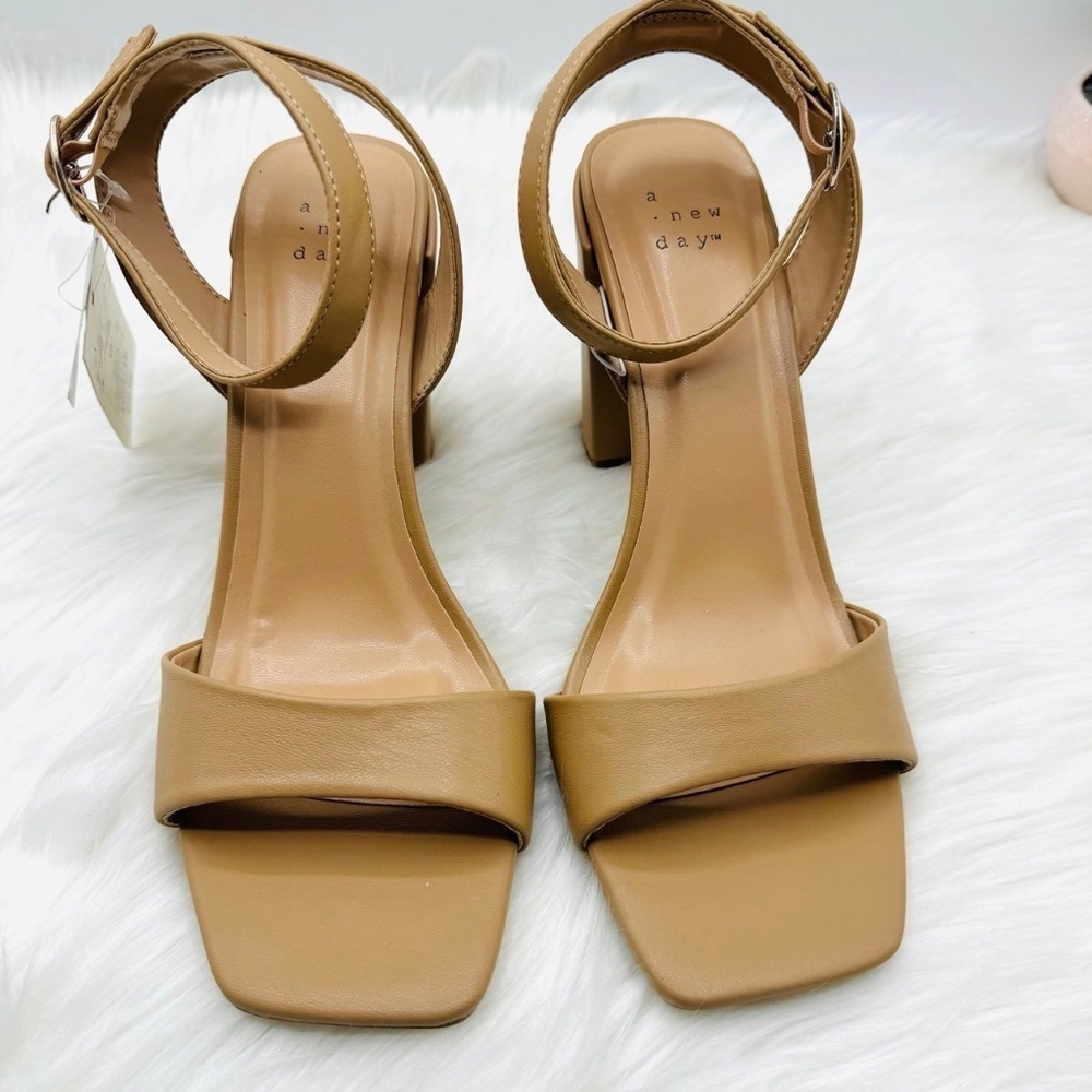 A New Day Light Tan ADR05 Sal 4” High Heel Open Toe Strappy Sandals Size 10 - Picture 3 of 5